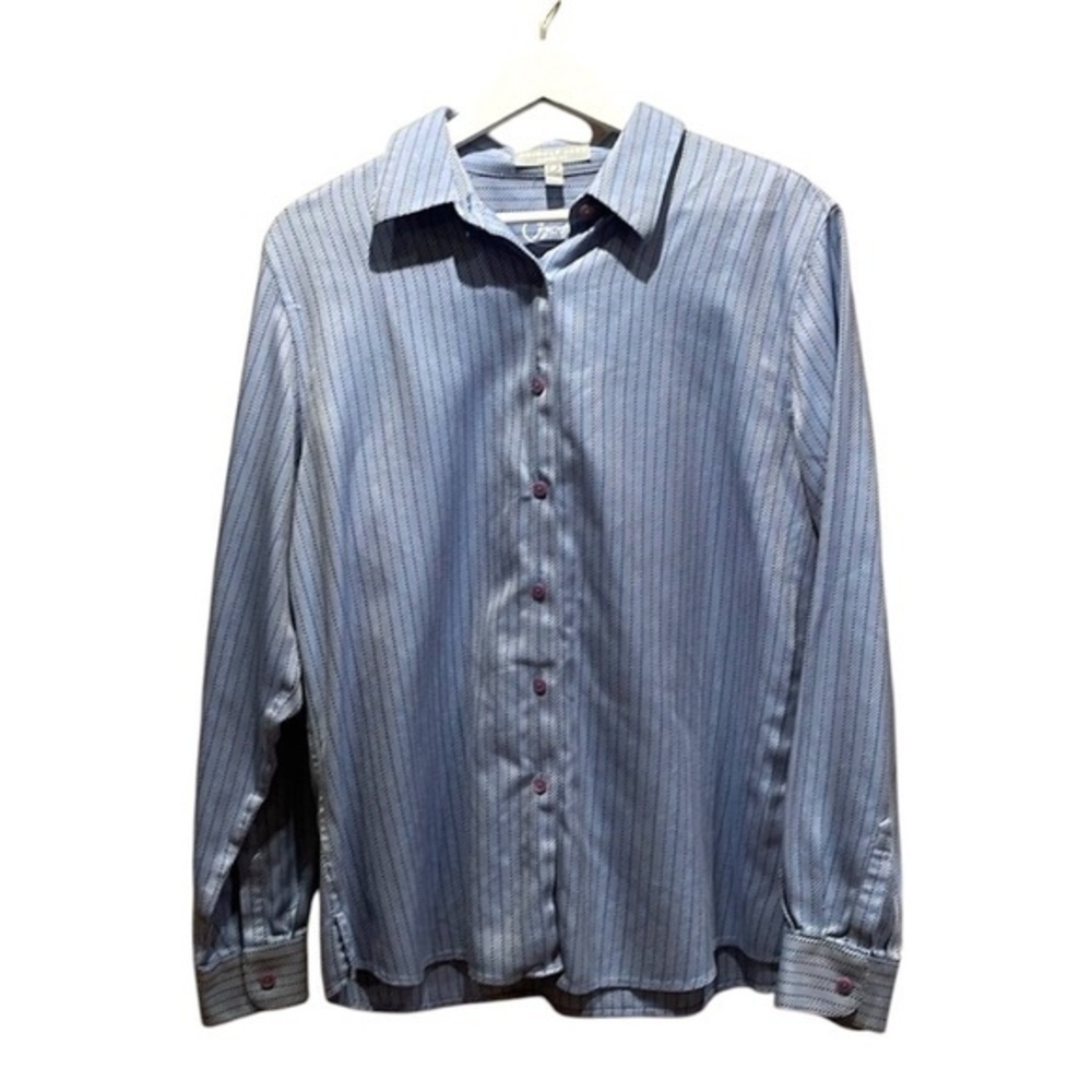 Foxcroft Women’s Herringbone Striped Blue Short Wrinkle-free Size 14